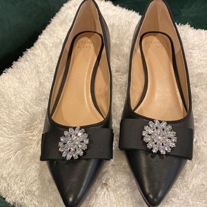 Crown & Ivy black pointed toe flats